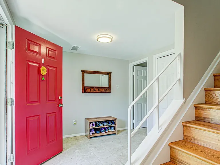 7811 Greeley Blvd — Photo 17