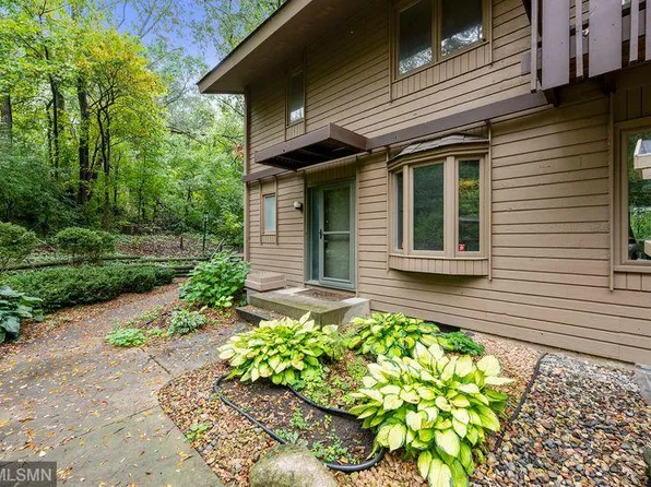 116 Birnamwood Dr, Burnsville, MN 55337