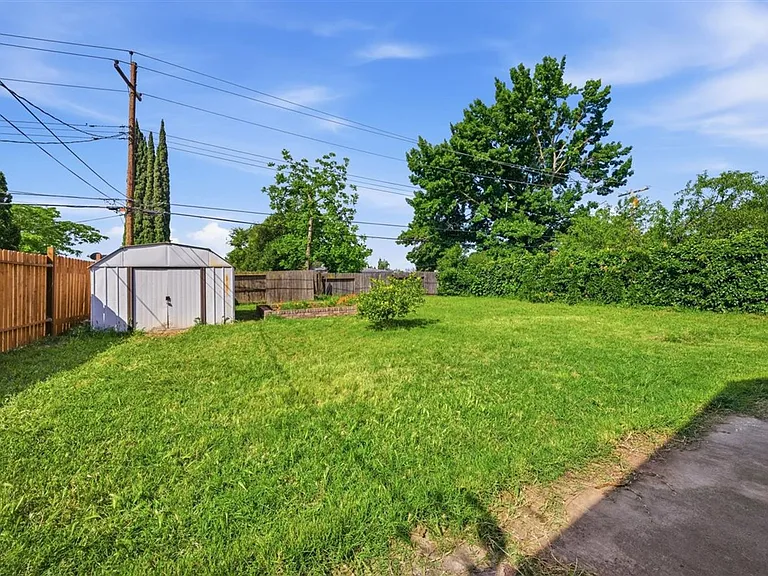 2612 Ribier Way — Photo 19