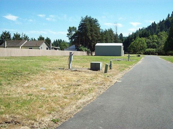 2nd image of 14616 176th Ave E