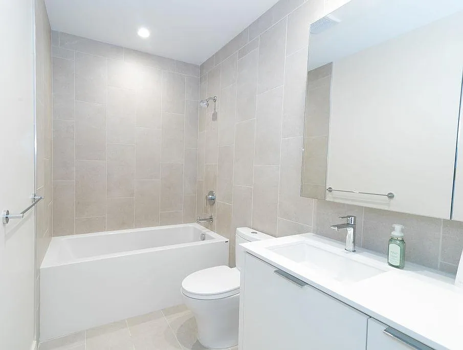 Studio, 1.0 bath, 537 sqft, $2,450 — Photo 4