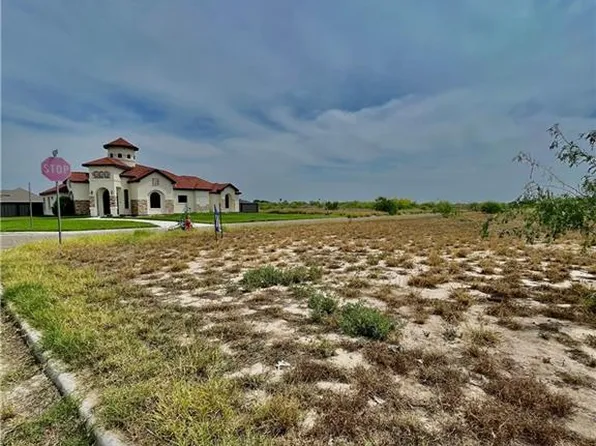 1002 Navajo Dr, Rio Grande City, TX 78582
