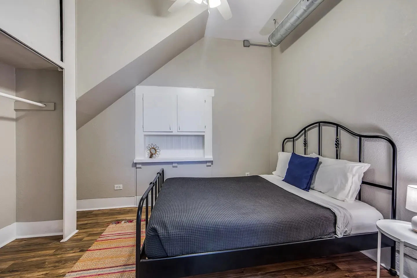 2 bed, 950 sqft, $1,150 — Photo 1