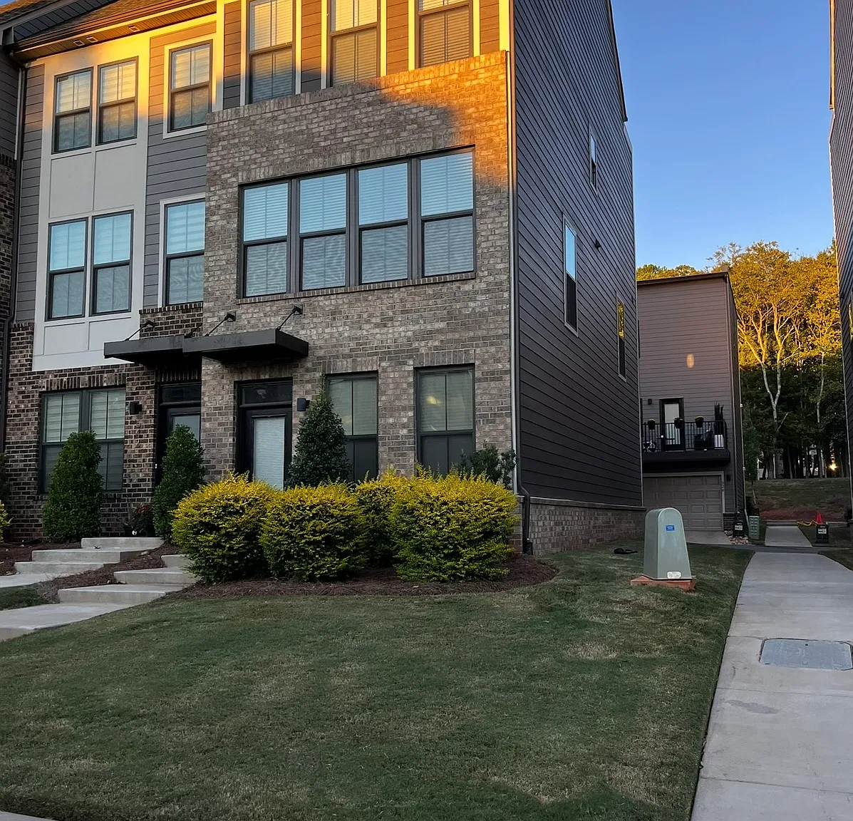 3 bed, 1791 sqft, $2,859 — Photo 4