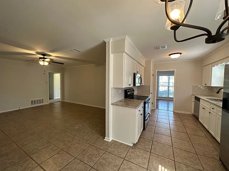3906 Dalraida Pl — Photo 12