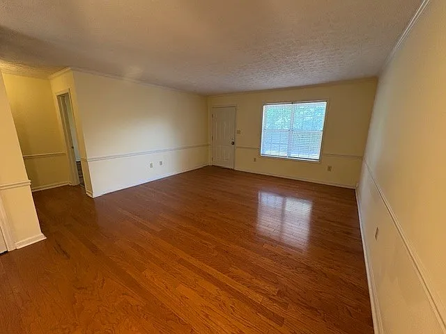 Building Photo - 147 Sleepy Creek Dr