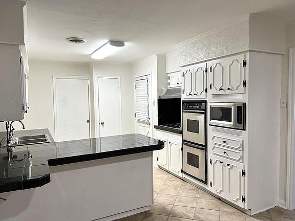 5th image of 214 Westview Dr
