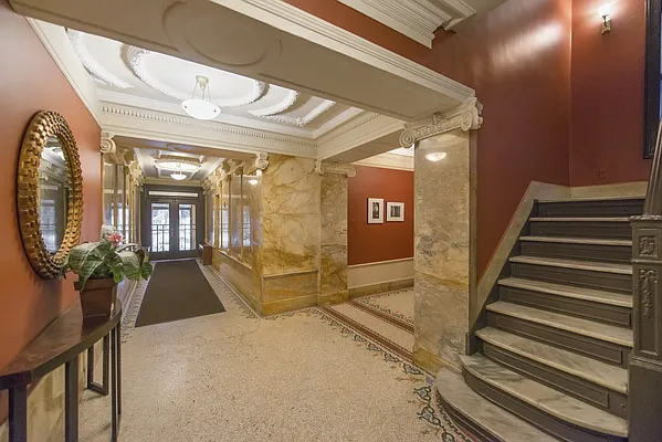 Sold by Nest Seekers International | media 22