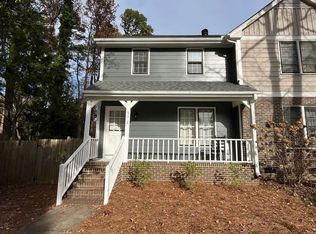 6018 Applewood Ln, Raleigh, NC 27609