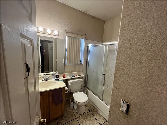 4th image of 1100 Warm Canyon Way