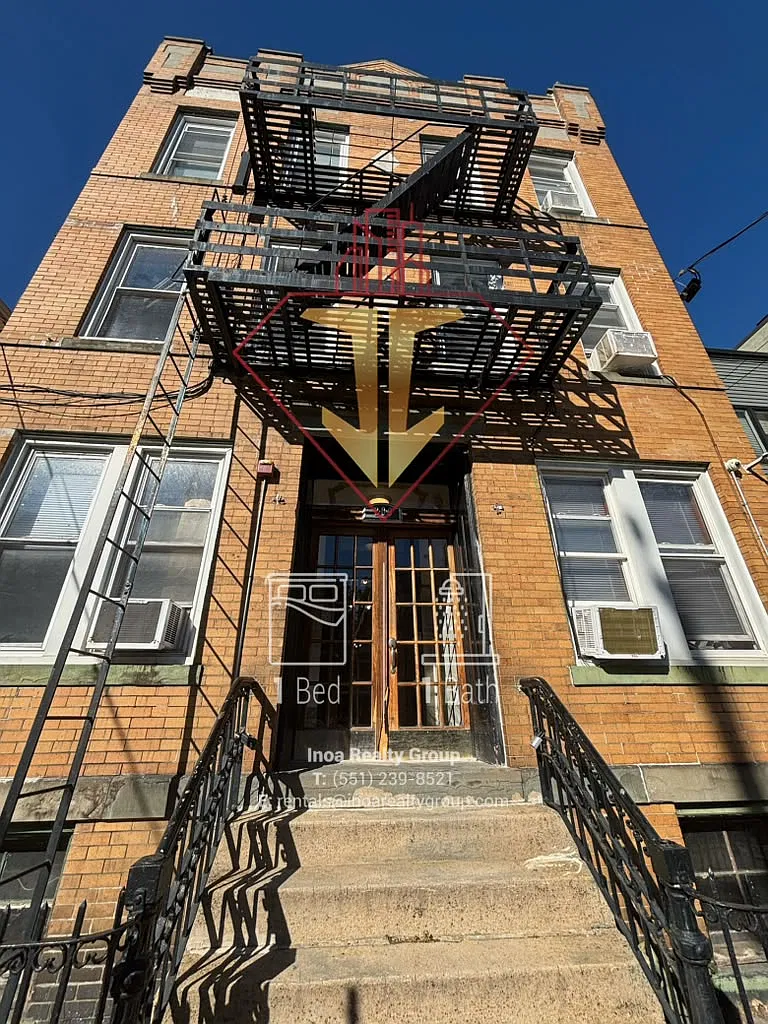 1 bed, $1,795 — Photo 1