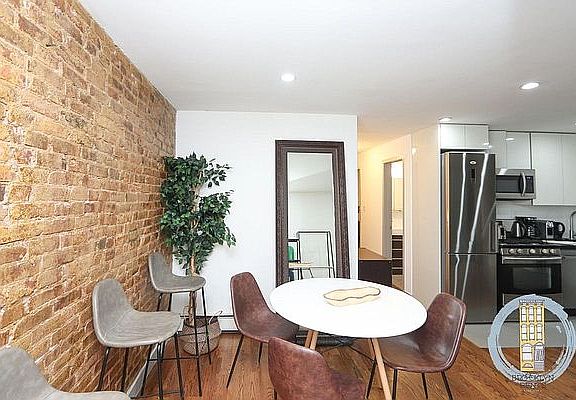 5th image of 130 New York Ave #1B