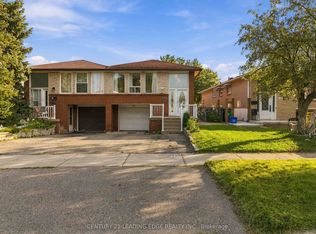 3441 Anneliese Ave, Mississauga, ON L4Y 3E1