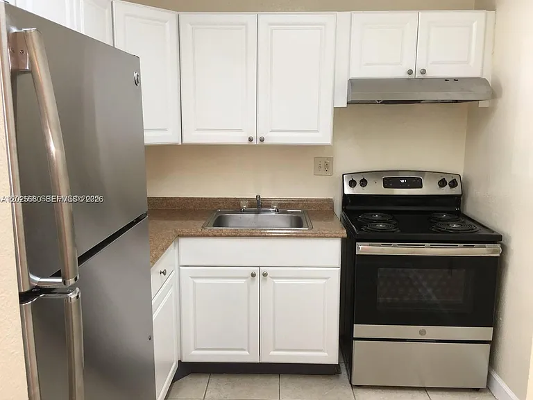 10900 SW 104th St #210 — Photo 6