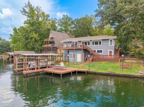 134 Riverside Dr, Hot Springs, AR 71913