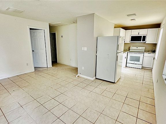 3rd image of 5628 5th Ave