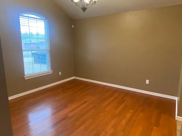 2331 Apple Way — Photo 4