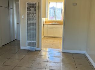 11208 S Prairie Ave, Inglewood, CA 90303