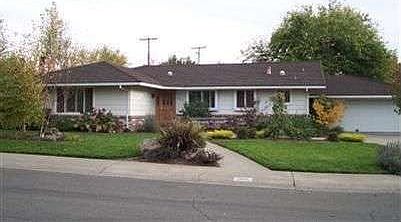 1st image of 3920 Knollwood Ct