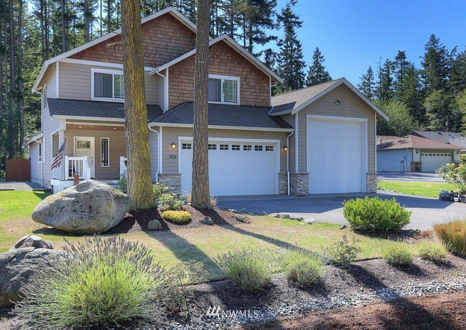 1st image of 939 Doubleview Drive