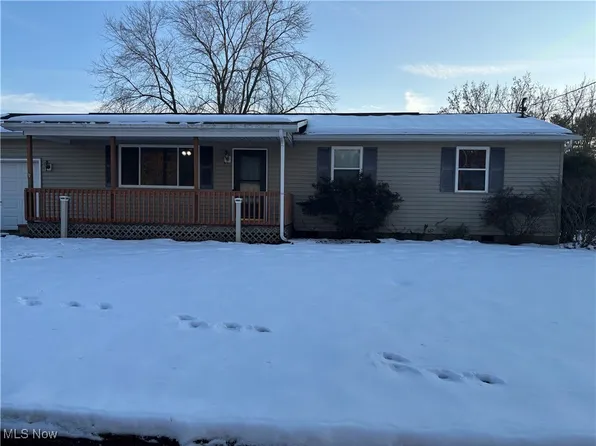 705 E Maple St, Davisville, WV 26142