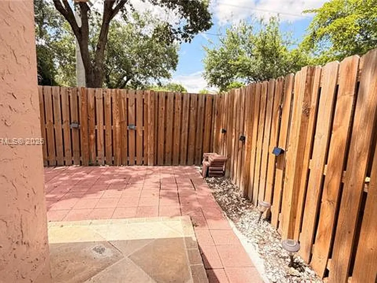 36 Chestnut Cir #0 — Photo 18