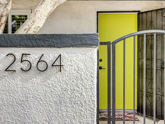 5th image of 2564 N Aurora Dr