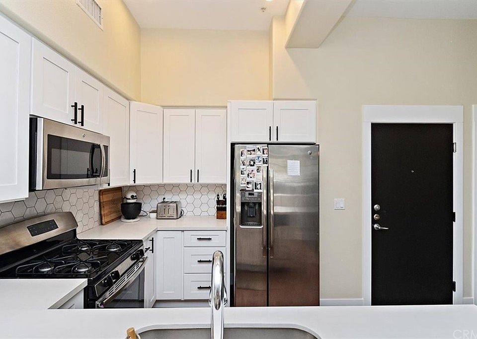 The Madison Apartments Valencia, CA Zillow