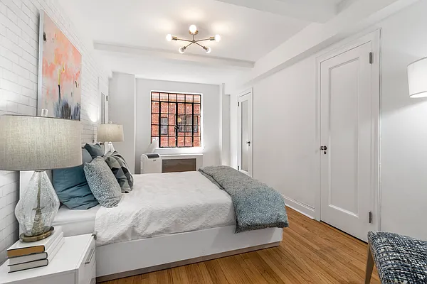 Rented by Douglas Elliman | media 13