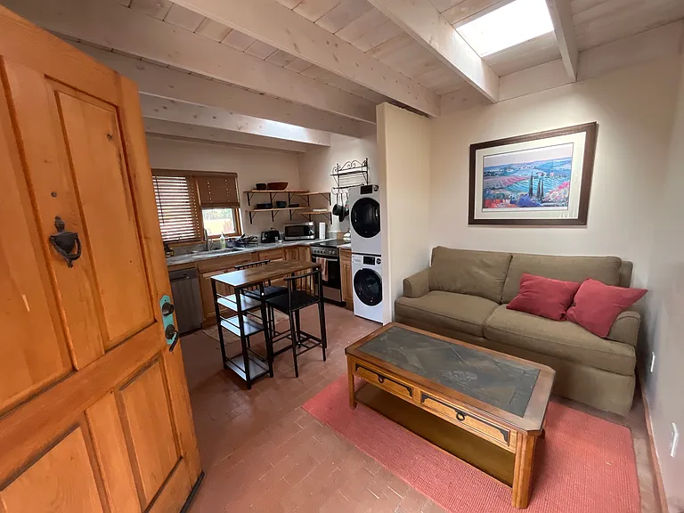 1511 Don Gaspar Ave — Photo 3