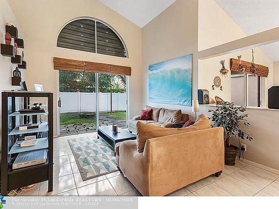 3rd image of 6374 NW 78th Pl