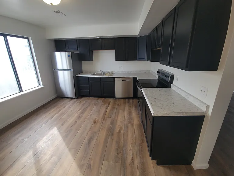 1901 Nancy Ct #7 — Photo 11