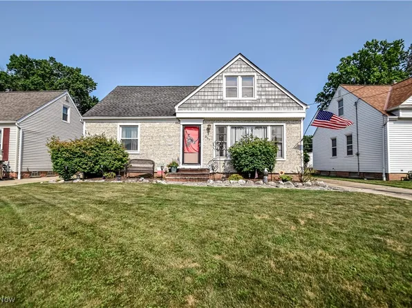 357 Clarmont Rd, Willowick, OH 44095