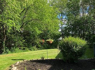 894 Tanner Lake Rd, Hastings, MI 49058