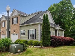 67 Hill Shore Ln, Clayton, NC 27527