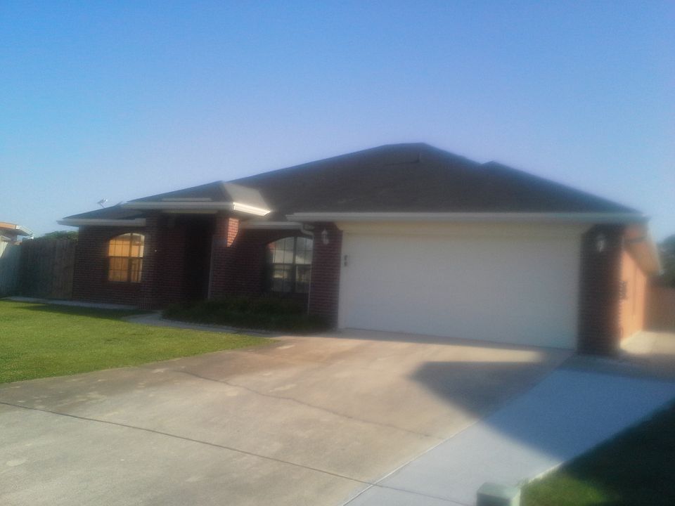 1st image of 561 Artesian Ln