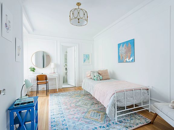 4th image of 255 W End Ave APT 8B