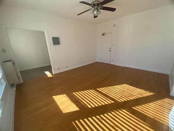 4th image of 318 S Commonwealth Ave #306