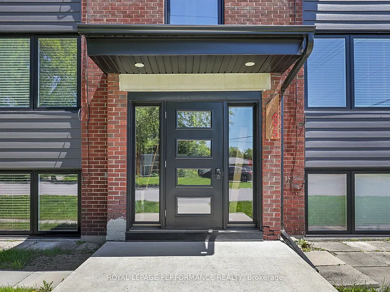 695 Morgan St #2 — Photo 3