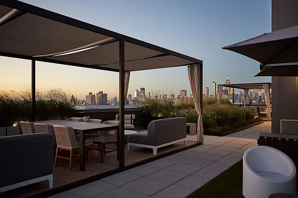 Rented by Bozzuto Management | media 31