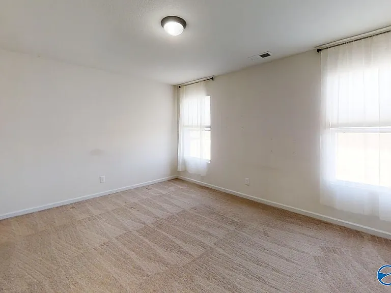 3477 Avalon Lake Dr — Photo 12