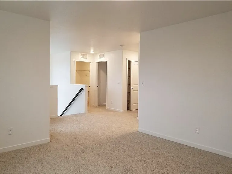 6927 Cumbre Vista Way — Photo 11