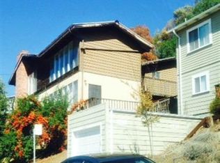 8722 Thermal St, Oakland, CA