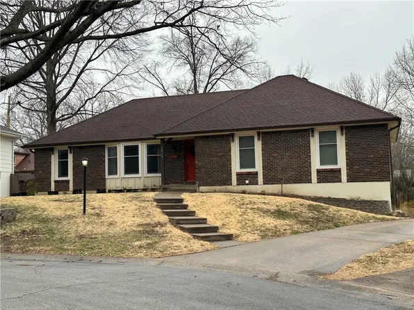 3913 S Stayton Ave, Independence, MO 64055