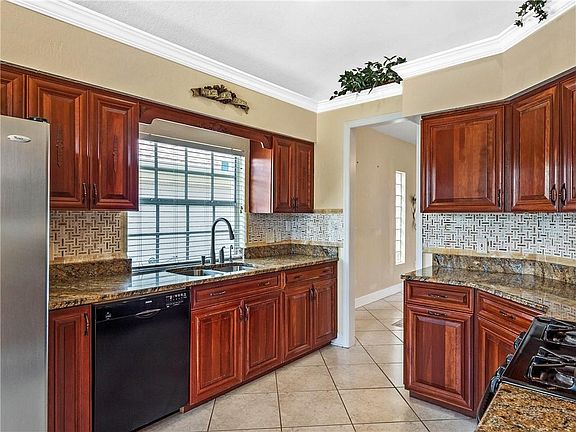 4th image of 3358 Brookwater Cir