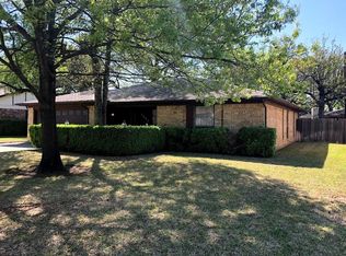 5602 Buckeye Ct, Arlington, TX 76017