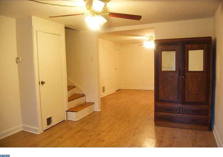 1st image of 1441 E Columbia Ave
