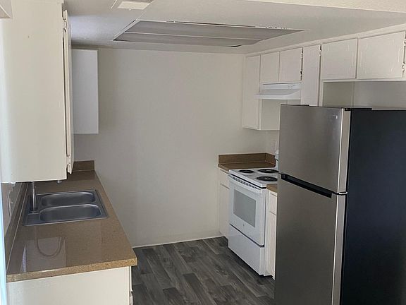 2nd image of 8609 West Ln