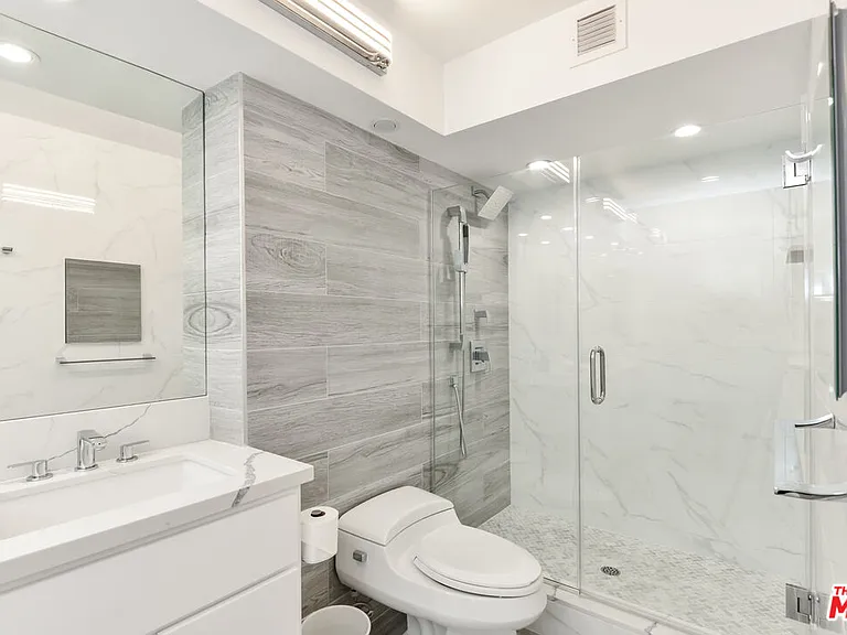 201 Ocean Ave #404P — Photo 16