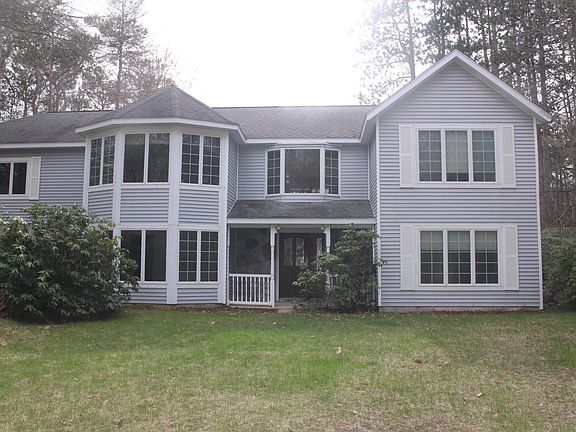 3rd image of 5555 Sand Dr